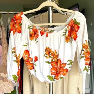 Forever 21 Floral Crop Top. Size S